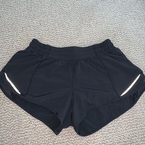 hotty hot short II 2.5”